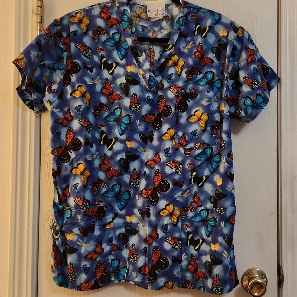 UNIF Multicolor Butterfly Print Top